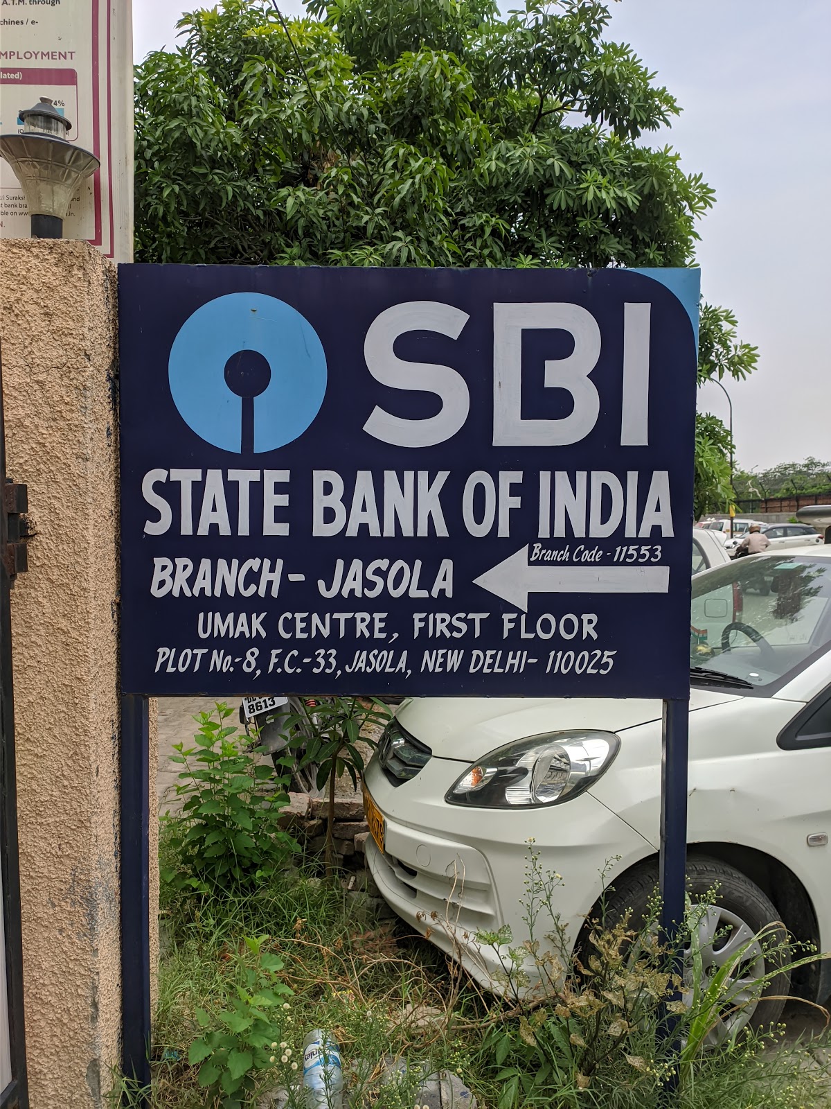 blood bank State Bank of India near New Delhi Delhi