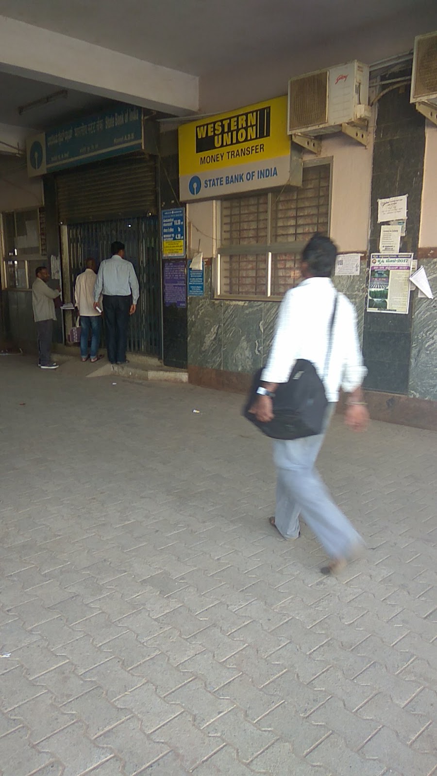 blood bank State Bank of India near Haveri Karnataka